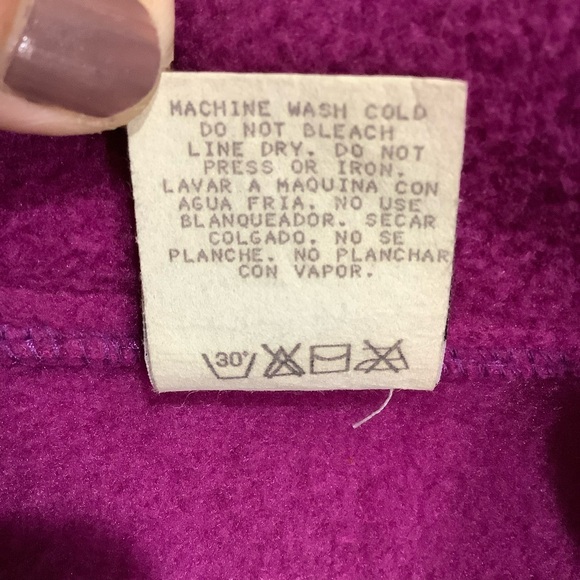 The Disney Store Vintage 90’s Fleece Pocahontas Jacket Frayed With Pockets - Picture 9 of 9